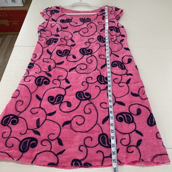 Italian 100% linen dress with navy blue embroidered detail cap sleeves, pockets - Picture 5 of 12